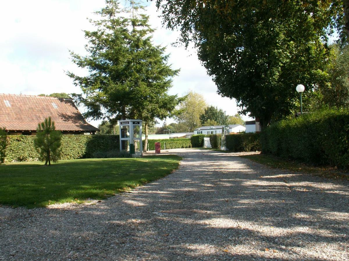 Camping La Verte Prairie Forest-Montiers Exterior photo